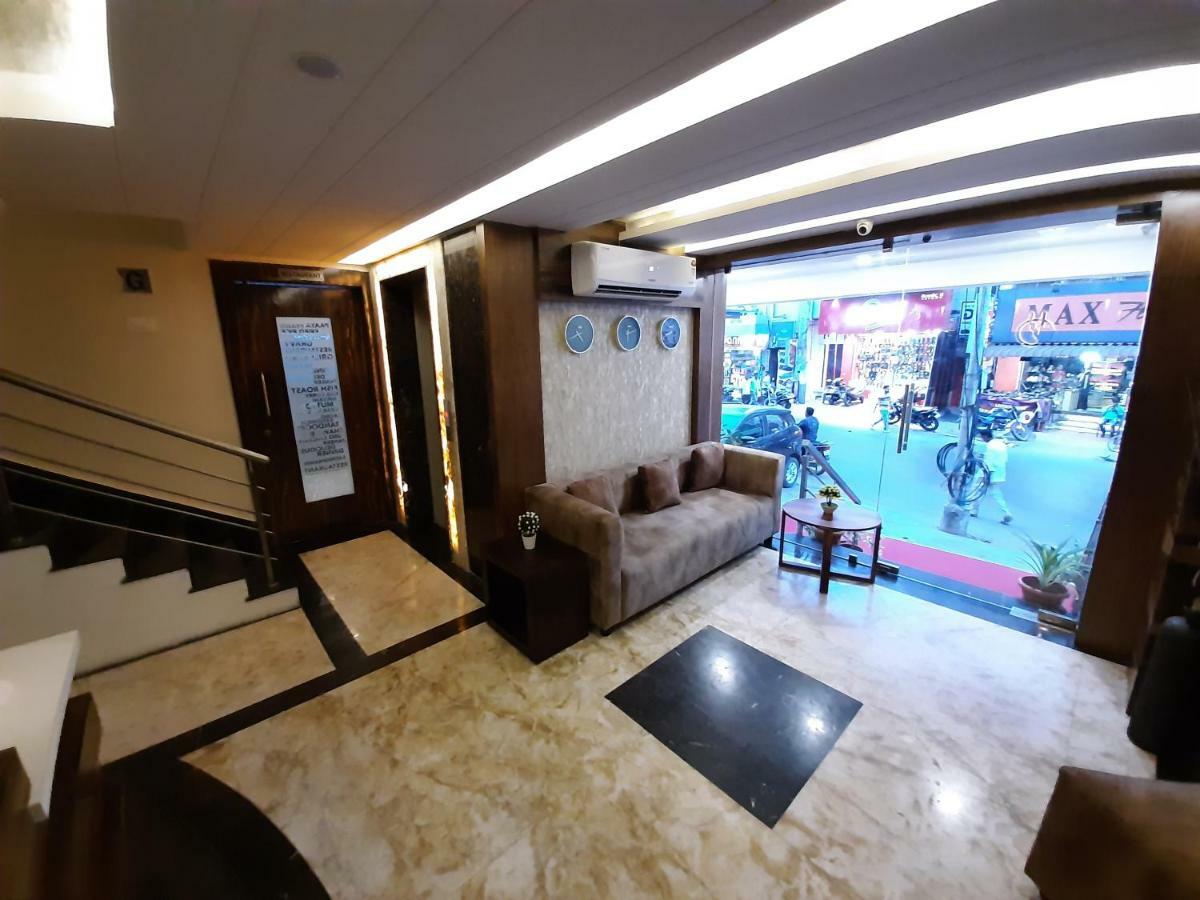 Liza Regency Hotel Chennai Exterior photo