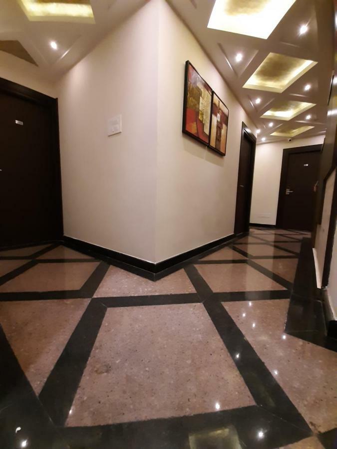 Liza Regency Hotel Chennai Exterior photo